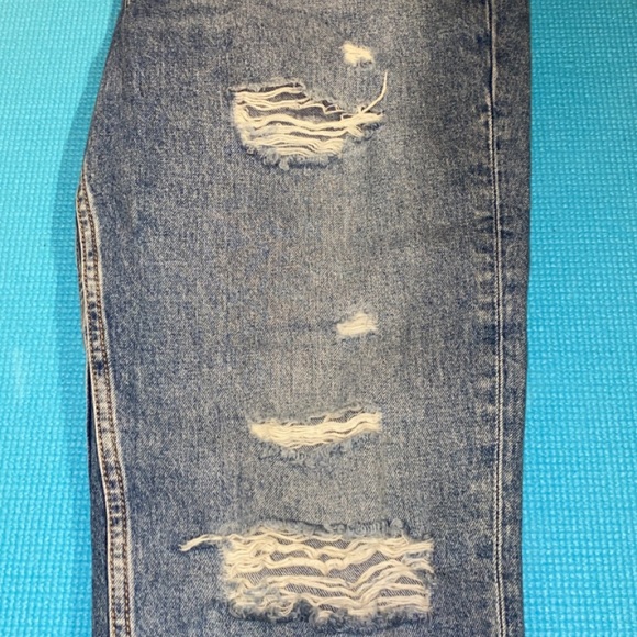 H&M divided high waisted jeans - Picture 5 of 6